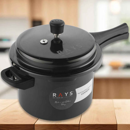 Aluminium Rays Black Beauty Pressure Cookers With Outer (5.5 Litres / 1-Year warranty,  ISI Number :- 2347, BIS Number :- CM/L -7600164310