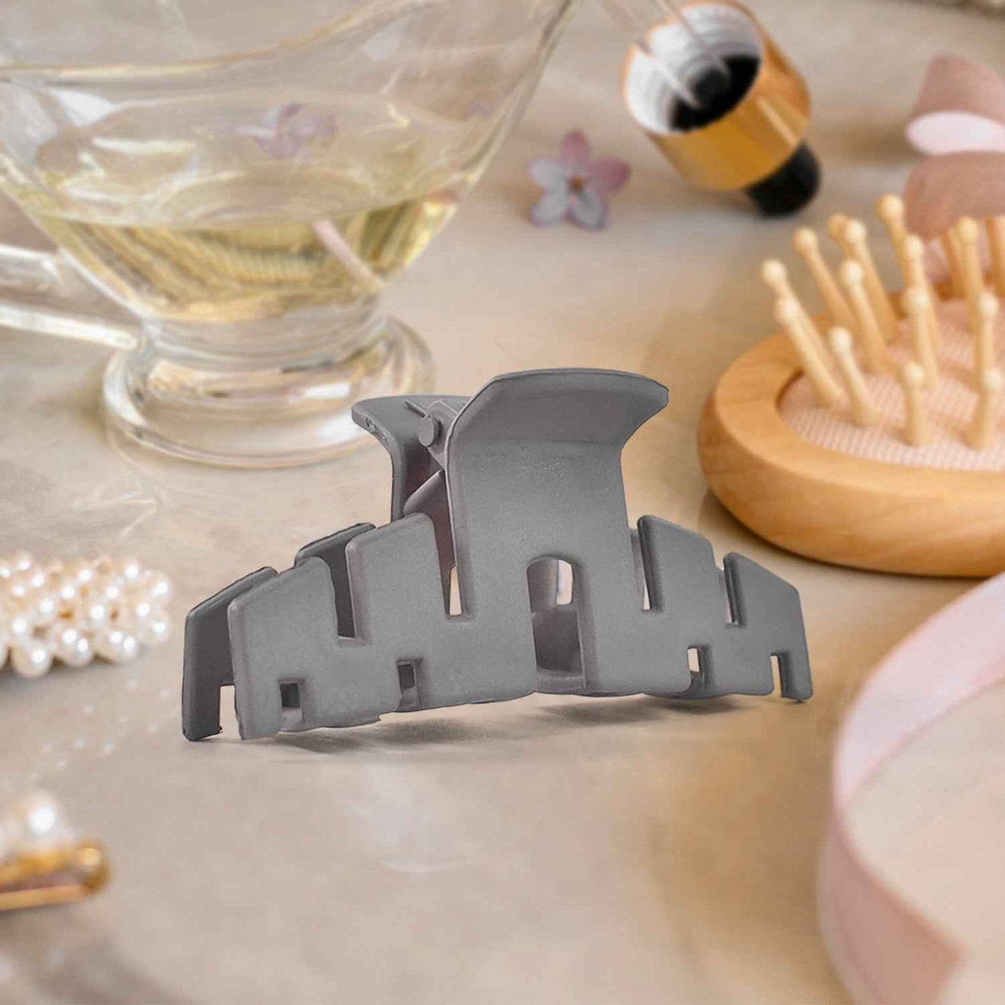 Matte Hair Clamp – Decorative Barrette for Hair Fixation & Face Washing, Hair accessories