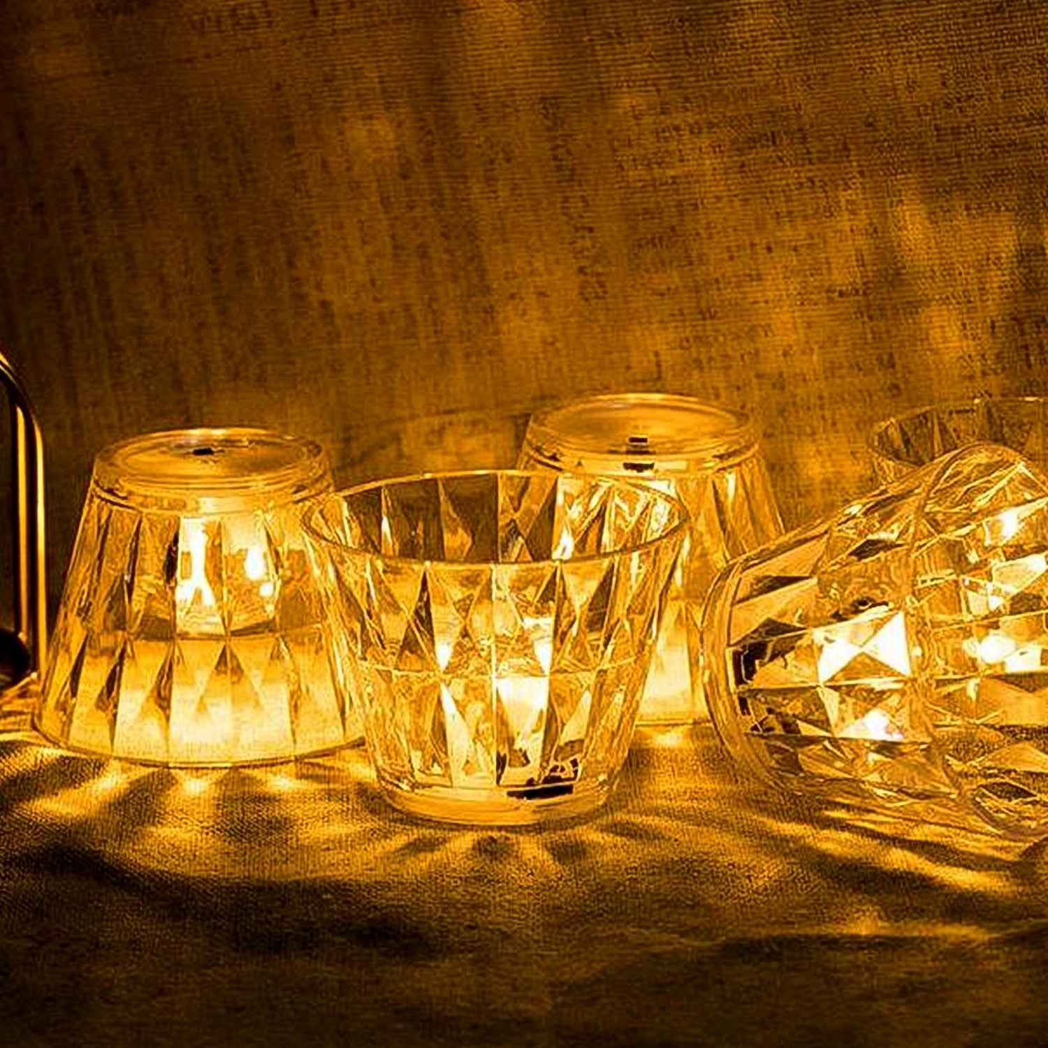 Cup-Shaped Crystal Table Lamp