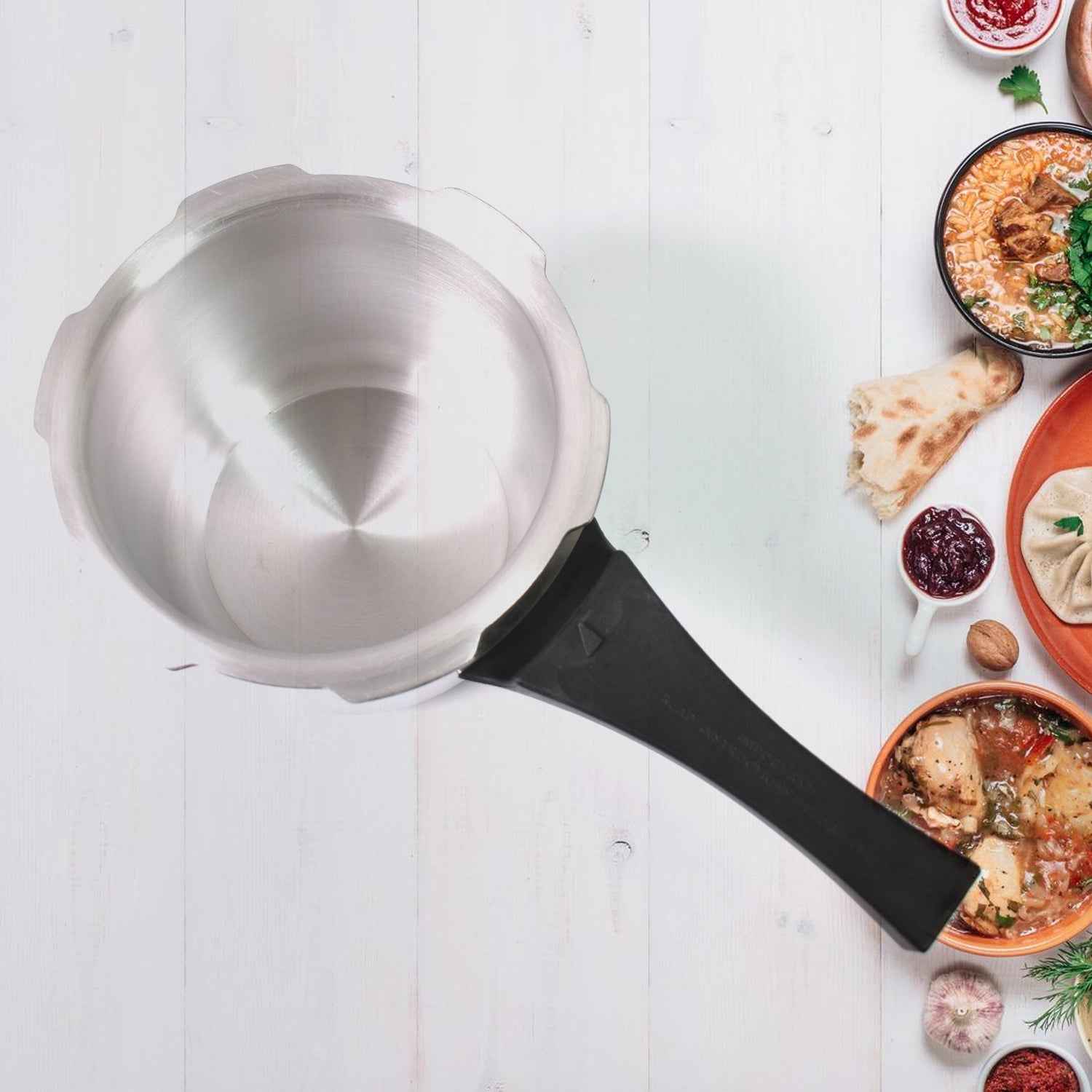 Aluminium Rays Aura Pressure Cookers With Outer Lid (1.5 Litres / 5-Year warranty,  ISI Number :- 2347, BIS Number :- CM/L -7600164310
