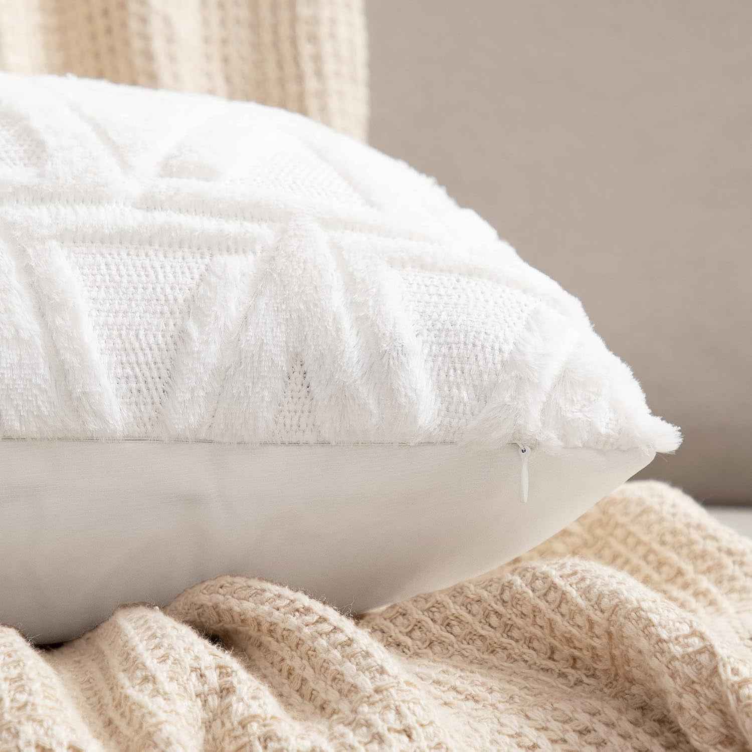 Pillow Covers, Couch Pillows Cover, Soft Decorative Cover (Mix Color & Design / 2 Pc)