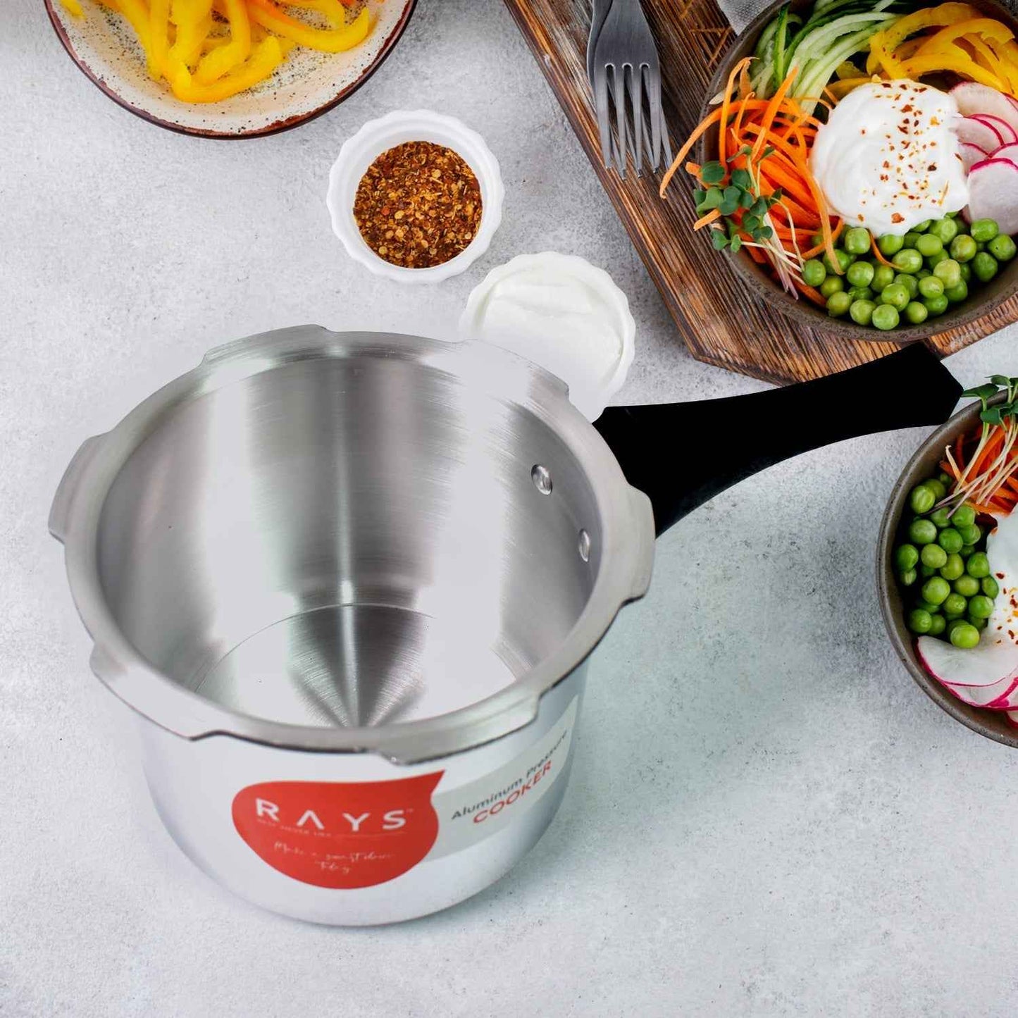 Aluminium Rays Aura Pressure Cookers With Outer Lid (3.5 Litres / 5-Year warranty,  ISI Number :- 2347, BIS Number :- CM/L -7600164310