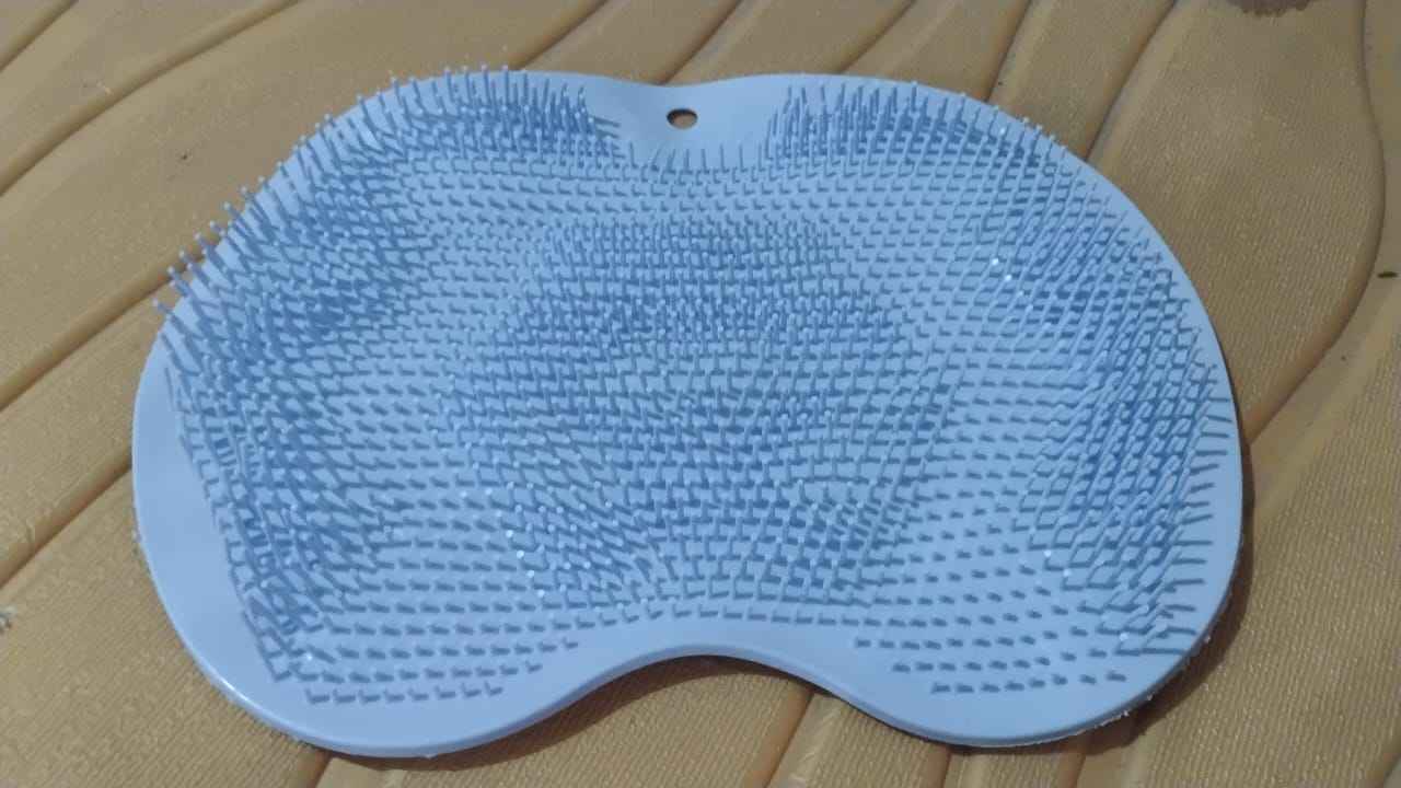 Silicone Bath Massage Cushion – Suction Cup Exfoliating Foot Scrubber & Mat