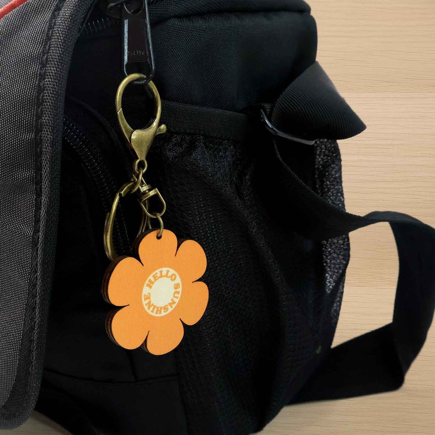 Cute Flower-Shaped Keychain (Mix Design / 1 Pc)
