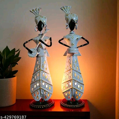 Alluring Showpieces & Collectibles