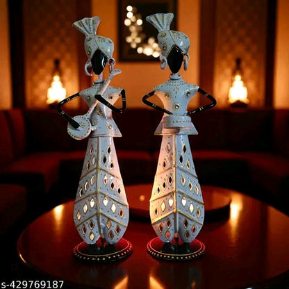 Alluring Showpieces & Collectibles
