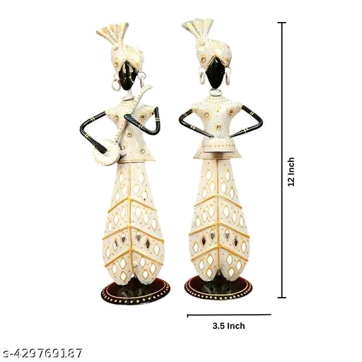 Alluring Showpieces & Collectibles
