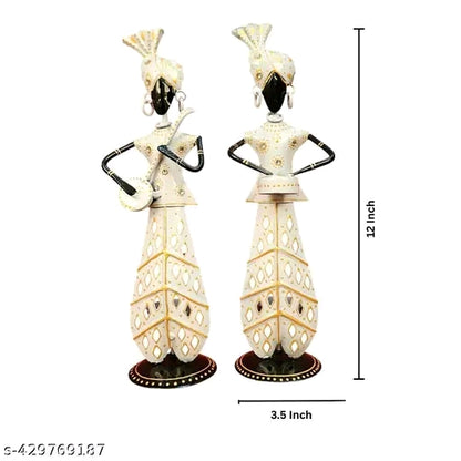 Alluring Showpieces & Collectibles
